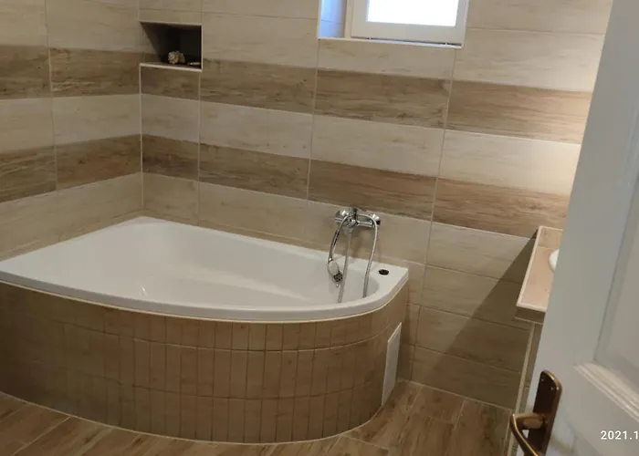 Vazsita Haz * Erdőbénye